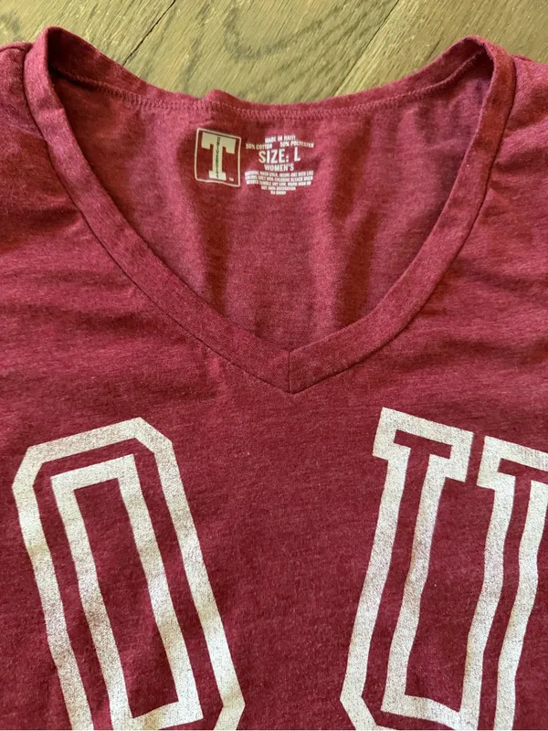 Oklahoma Sooners Women's Garnet V-Neck Tee - OU Boomer Sooner Sz Large - Image 3