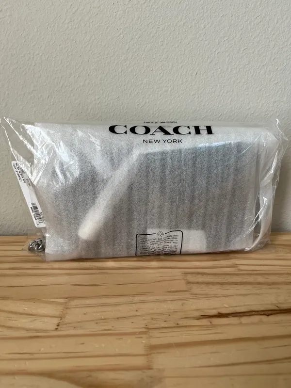 Coach Nolita 19 - Image 15