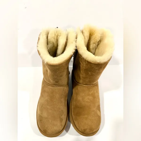 UGG Bailey Bow II Chestnut Boots Women Size 5 Brown Sheepskin Suede - Image 11