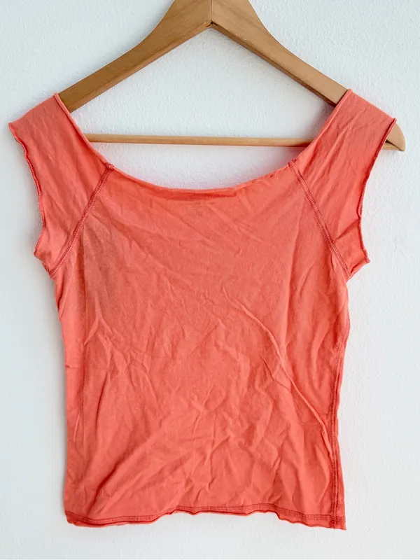 Brandy melville coral off the shoulder scoop tee - Image 6