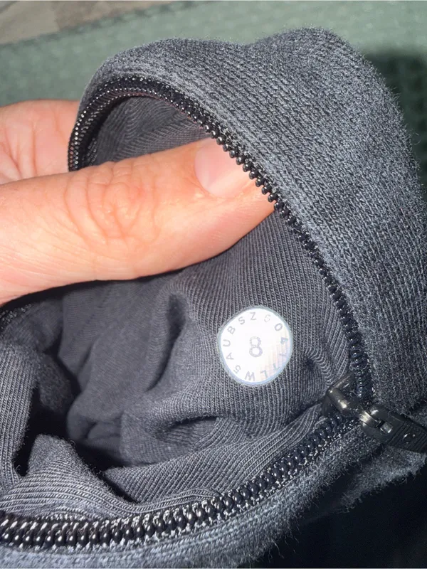 Lululemon Free To Roam Jogger *28" Black size 8 - Image 6