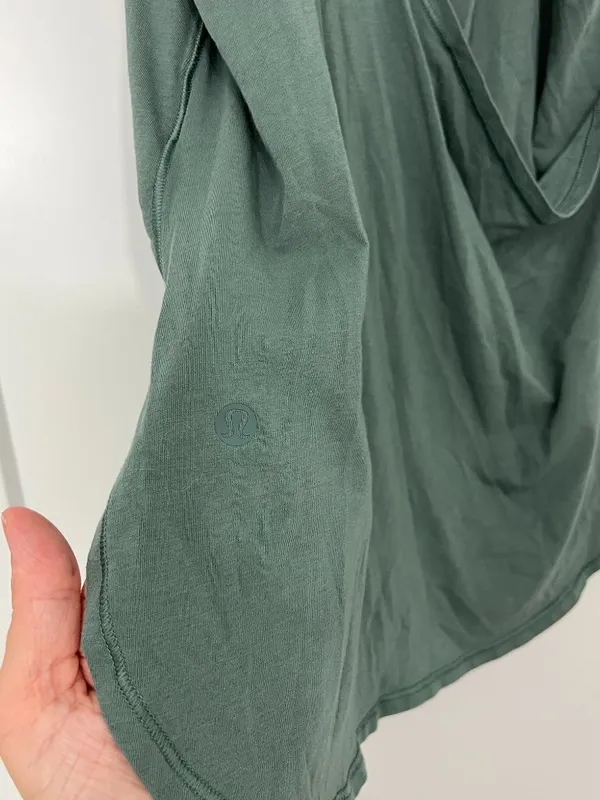 Lululemon Medium Green Open-Back Activewear Tank Top - Image 9