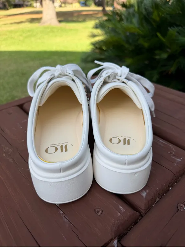 JLO Jennifer Lopez Eydie White Leopard Studded Mule Sneakers Size 8.5 - Image 4