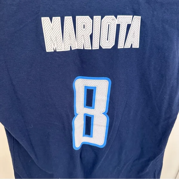 Majestic NFL Tennessee Titans Navy T-Shirt Mariota Size Medium - Image 3