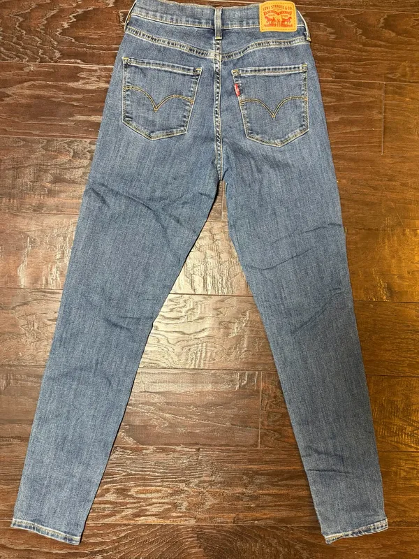 Levi’s 311 Shaping Skinny Jeans Size 24 Medium Wash Stretch Denim - Image 3
