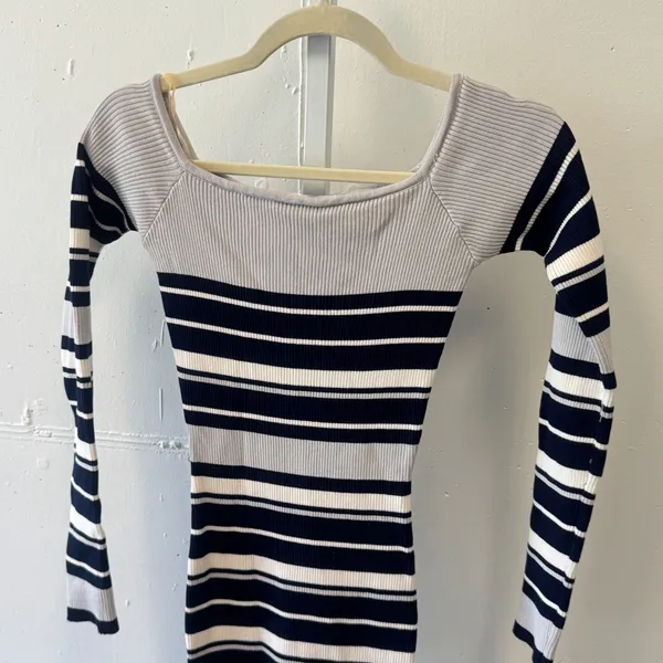 NWT Revamped Striped Ribbed Knit Bodycon Dress Navy Grey White Square Neck Med - Image 3