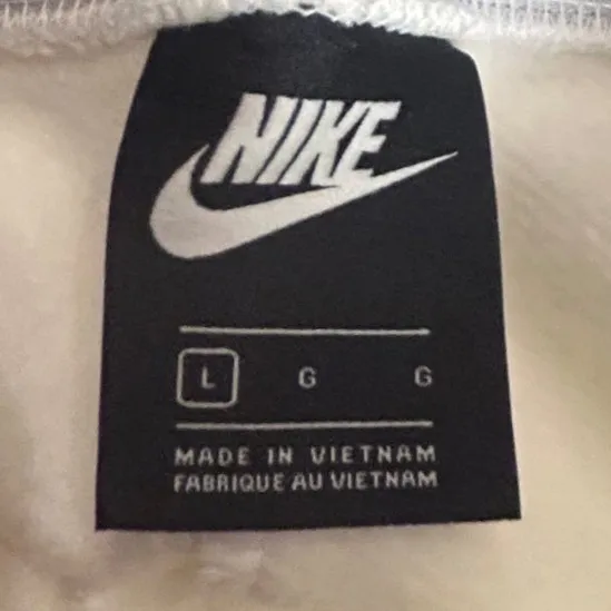 Nike Joggers Large White Metallic Gold Logo Fleece Sweatpants Athleisure Sporty - Image 7