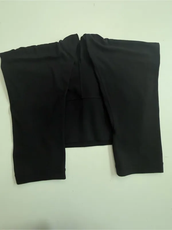 Lululemon Align Crop Leggings Capri High Rise Nulu Fabric Athletic Black 19” - Image 6
