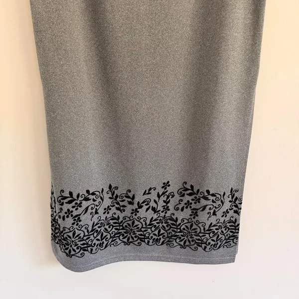 Y2k Grey Exact Change Velvet Floral Maxi Skirt - Image 4