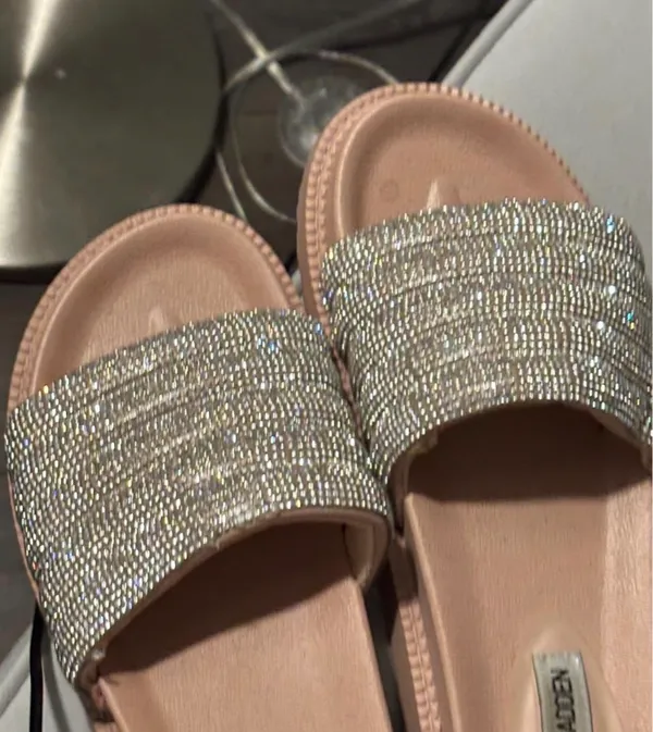 Steve Madden sandals or rhinestones size 8 - Image 3