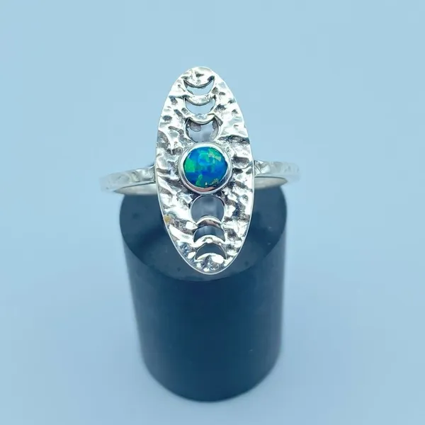 Hammered Sterling Silver Moon Phase Fire Opal Ring Size 8 - Image 8