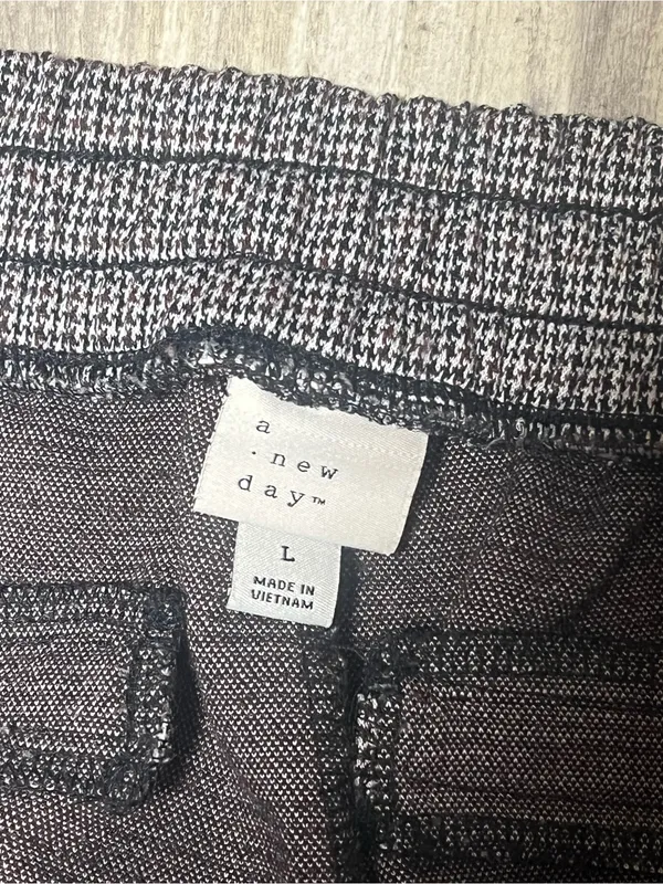 A New Day Houndstooth Drawstring Pants L Brown Black White Ankle Pull On - Image 2