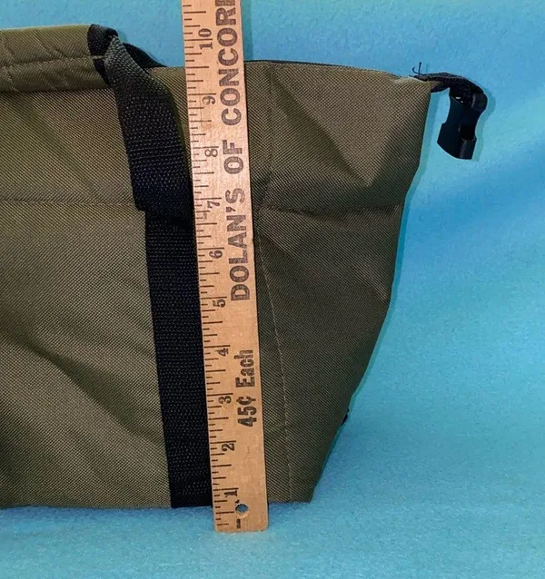 MACY’S insulated tote lunch bag olive green adjustable removable shoulder strap - Image 9