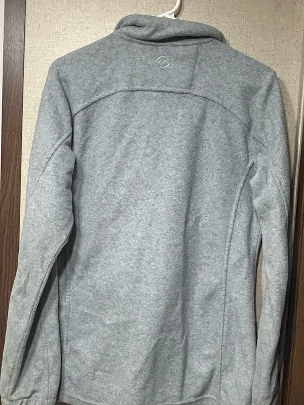 Magellan Outdoors Light Gray Full-Zip Fleece Jacket - Image 3
