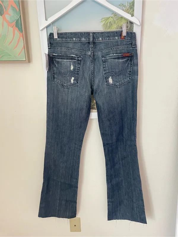 7 For All Mankind Bootcut Cotton Blend Denim Jeans in Freesia Cut Hem* Size 28 - Image 6