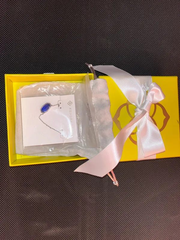 Kendra Scott Necklace - Image 3