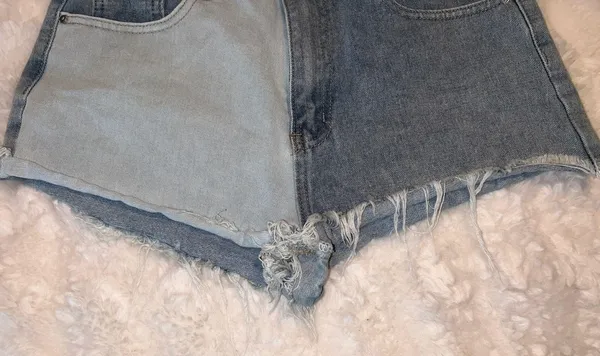 SheIn NWOT Colorblock Blue Jean Denim Shorts - Image 7