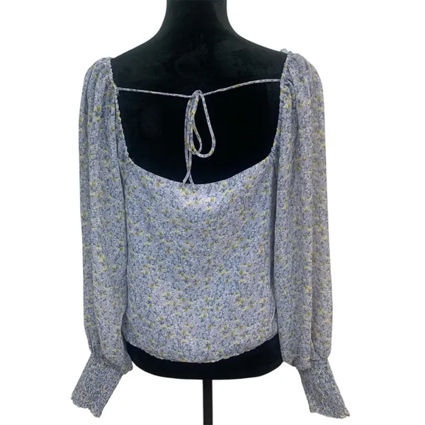 Astr‎ Women's L Floral Ruffled Blouse Light Blue Cropped Long Sleeves Peasant - Image 2