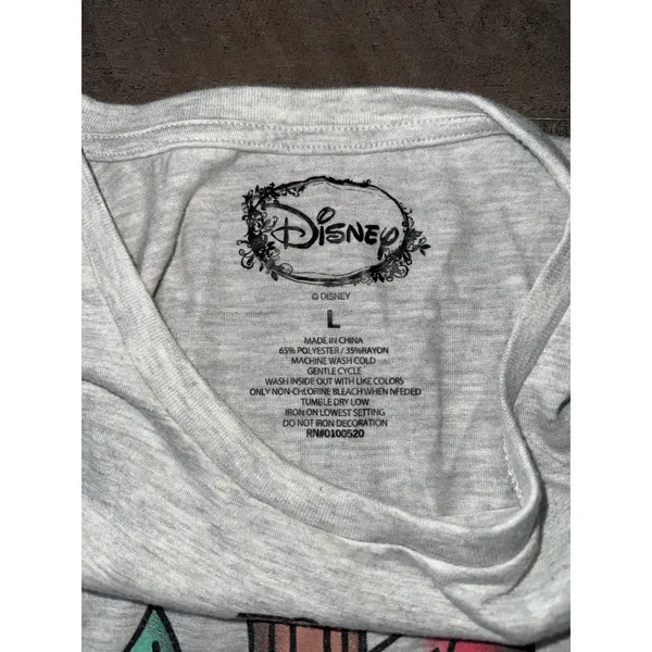 Disney Women's‎ "Ohana Means Family" Gary peek a boo shoulder tee size Large - Image 3