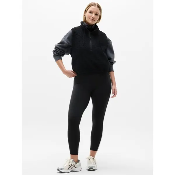 New Athleta L In the Clouds Fleece Vest Black Large Regular - Image 4