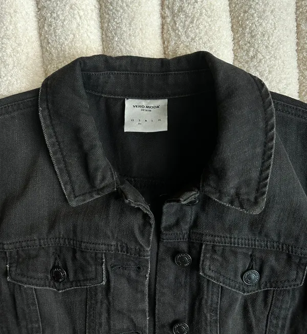 Cropped Jean Jacket - Image 4