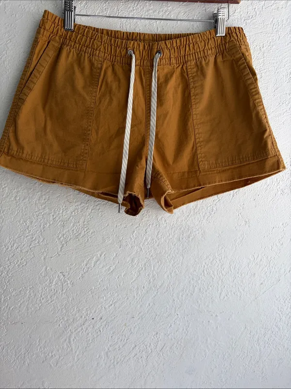 Vuori Women’s Elastic Waist Drawstring Shorts - Mustard - Image 6