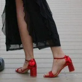 Sparkly Red Heels Size 8 - Image 2