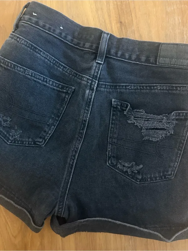 American Eagle Outfitters Black High-Rise Distressed Denim Shorts - Image 3