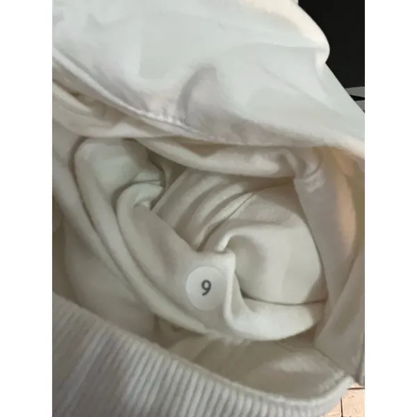 Lululemon Studio Pant II White Ruched Leg Women's Size 6‎ Relaxed - Image 6