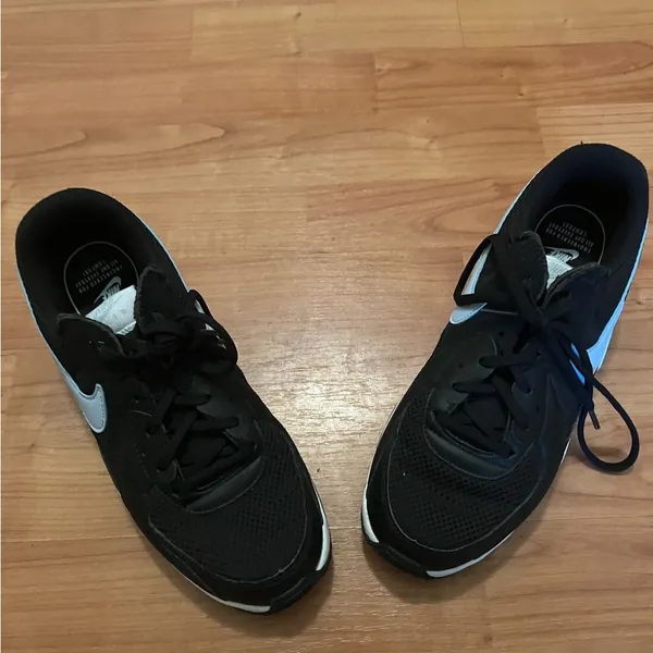 Nike Air Max Women's Shoes Size 9 Athletic Sneakers Black & Blue Swooshes - Image 3