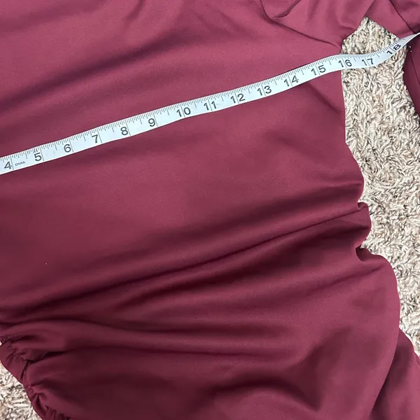 Susana Monaco Elegant Burgundy Ruched Dress - Image 10