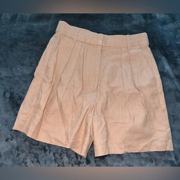 Abercrombie & Fitch Ultra High Rise Tailored Short Size Small - Image 10