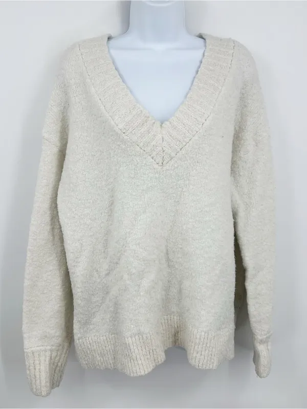 Aerie Cream V Neck Sweater Size Medium Oversized Boho - Image 9
