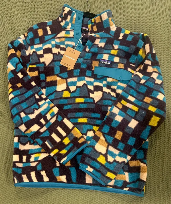 Patagonia Men's Lightweight Synchilla Snap-T Fleece Pullover  - Image 2