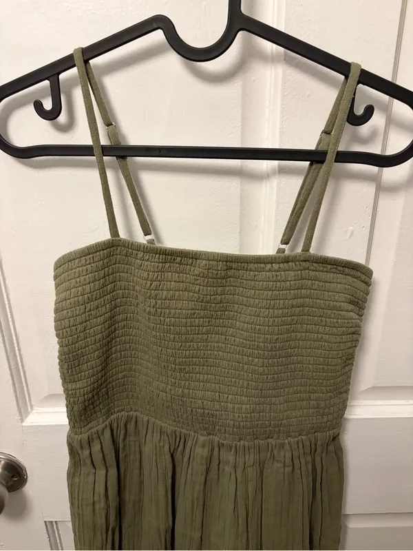Loft Green Smocked Maxi Dress Small - Image 2