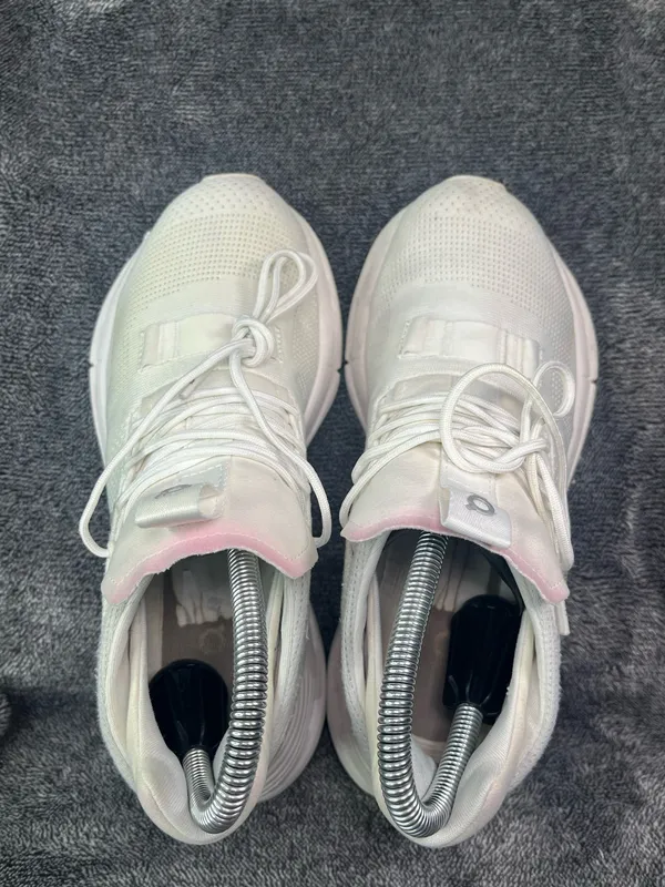 On Cloudnova Pearl White Running Shoes Womens Size 6 US 37 EU Sneakers - Image 4