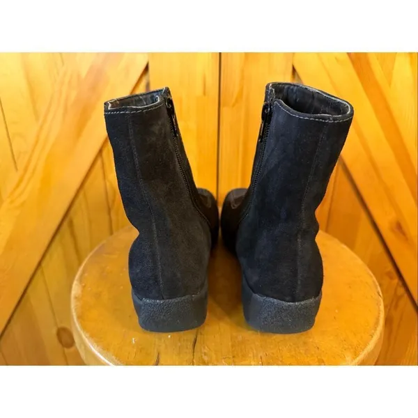 Clarks 75171 Women Black Suede Leather Side Zip Boot Shoe Size 7.5M - Image 4
