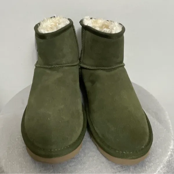 Time and Tru Olive Green Short Boots – women’s Size 7 – Genuine Leather(B23)✨ - Image 3