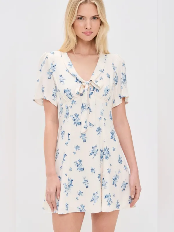Reformation Tyra Mini Dress Floral Modest Blue Cream Girly Feminine Dress Sz 2 - Image 3