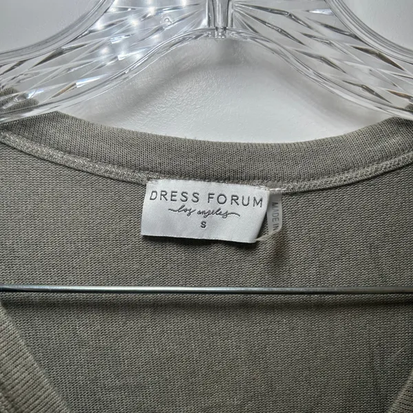 Dress Forum Los Angeles Olive Green Cropped Henley Sweatshirt Womens S Lounge - Image 4