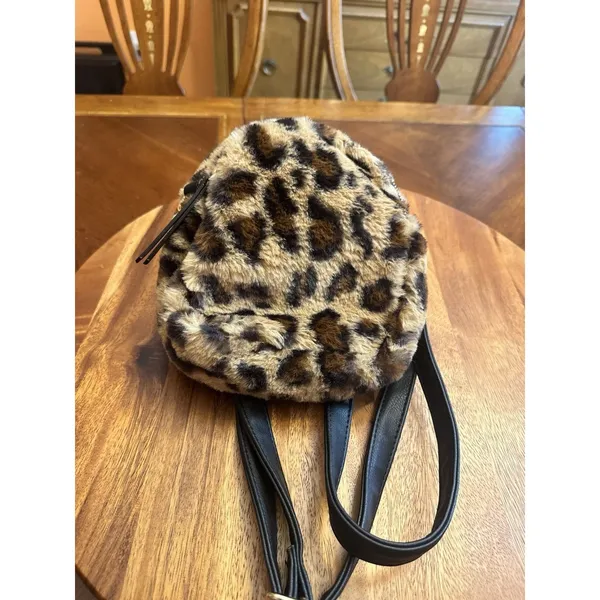 Wild Fable Mini Leopard Backpack Y2k Gold tone with Black Adjustable Straps - Image 4
