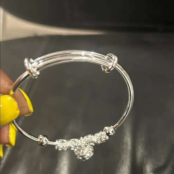 Elegant adjustable Silver Charm Bracelet NWOT - Image 2