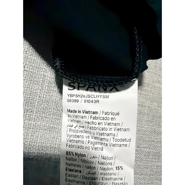 Spanx Womens Medium Black Long Sleeve Active Top Crew Neck Shirt - Image 6