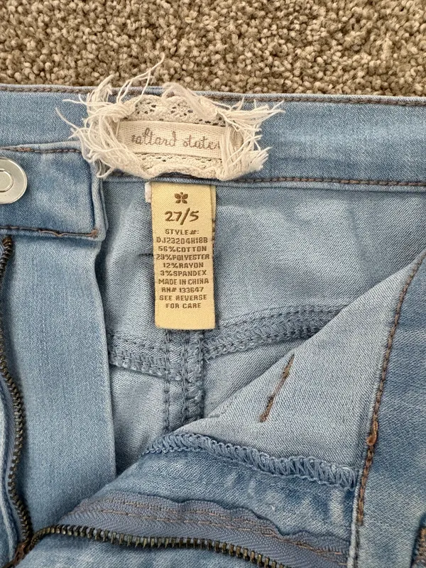 Altar’d state jeans - Image 3