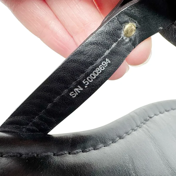 Tory Burch Miller Sandal Black Leather Logo Medallion Thong Flat Size 9.5 - Image 10