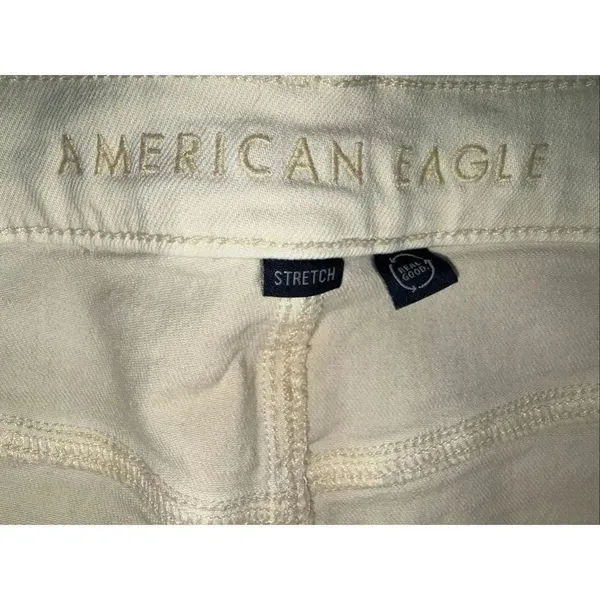 American Eagle Super High Rise Relaxed Short in Cream Size 8 #769 - Image 2