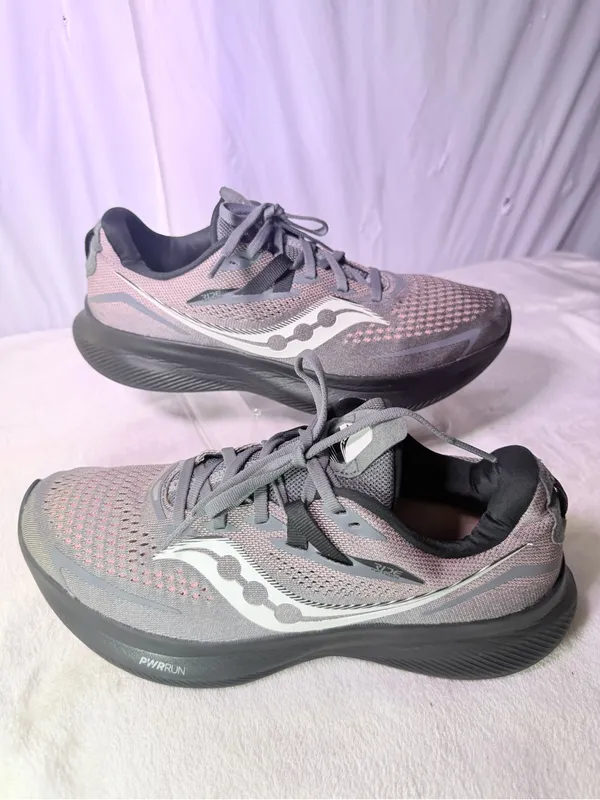 Saucony Women's Grey and Pink PWRRUN+ Running Shoe - Image 2