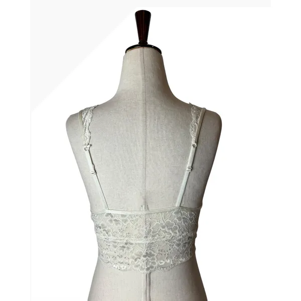 Candie's Lace Bralette Women Medium Ivory Strappy V Neck Wireless Intimates Sexy - Image 3