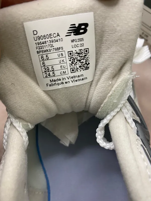New Balance 9060 Sneakers Women’s shoes size 6.5 - Image 9