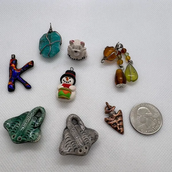 Artisan Pendant Lot 8pc Ceramic Stingray Dichroic Glass K Arrowhead Stone Charm - Image 2